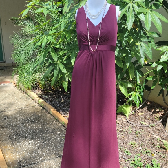David's Bridal Red Wine Formal Long Gown Size 2 - Picture 3 of 16